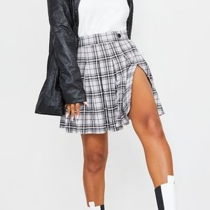 Get maxing out your wardrobe with this tennis skir